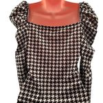 NWT women’s fashion puffy shoulder low top blouse size S Photo 1