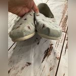 Toms BUG DRIZZLE EMBROIDERED SLIP ON SHOES Photo 5