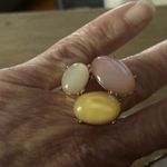 Gold tone multicolor cabochon stones stretch ring Photo 2