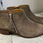 Vionic  Taupe Ankle Booties with Zipper Size WIDE 9.5 Photo 0