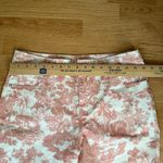 Elie Tahari Elie‎ Tahari Women's Toile Print Pants – Size 10 – Pink & White Stretch Cotton Photo 3