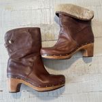 UGG  Australia Lynnea Boots size 7 Brown‎ Leather Wooden Heel Clog Shearling Photo 13