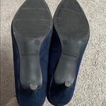 Attention  Women's Classic Faux Suede Navy Heels Size 8.5 Photo 7