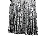 New Look  Midi Skirt Snakeskin Design Pleated Pull On Elastic Waist Gray Black 2 Photo 4