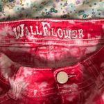 Wall Flower  tie dye red shorts size 5 Photo 1