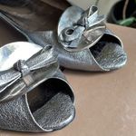 Fellini made in Italy unique metallic silver shiny bow flats Size 10 Photo 1