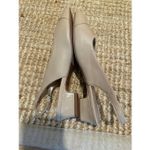 Trotters beige slingback low heel pumps square toe classic shoes 8.5M Tan Size 8.5 Photo 6
