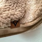 LIV Outdoor Aisley Tan & Cream Patches Sherpa Half Zip Pullover w Pockets Size L Size L Photo 4