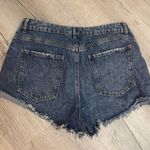 Garage  Shorts Photo 3