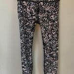 Lululemon Wunder Under High-Rise Tight 28" Full on Luxtreme Size 6 Photo 4