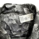 Athleta Elation Textured Tight in Chakra Floral Black Sea Salt, Size S Tall Photo 2