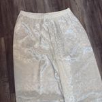 Oscar de la Renta  Two Piece Pajama Set Size large Photo 3