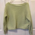 Green Sweater Photo 0