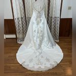 David's Bridal Beautiful David’s Bridal Strapless A lime Side Drape Wedding Gown! Photo 4