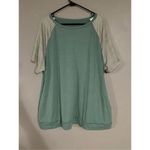 Boutique  Green White Short Sleeve Top With Pockets Size 2XL NWOT Photo 1