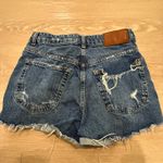 ZARA Women’s The HW Distressed Short Photo 3