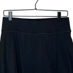 Lou & grey NWT  Women’s Luvstretch Overlap Skort Black Size Medium Photo 4