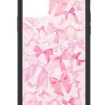 Wild Flower  iPhone 12/12 Pro Bow Beau Case Photo 0