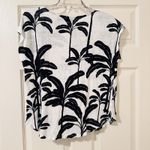 Tahari  Womens L 100% Linen Tropical Top Black White Leaf Print Shirt Photo 4