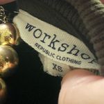 Workshop Republic Clothing 🆕 Faux Fur Camouflage Crew Neck Sweatshirt XS 💚 Photo 8