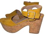 Kenzie Cathryn Platform Sandal Mustard Suede Feel Strap Buckle Size 6.5 EUC Gold Photo 4