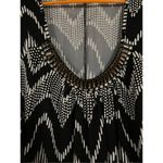 Avenue  Black And White Chevron Print Detailed Neck Bat Wing Top Size 22/24 Photo 3