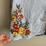 Mystree  Blue Striped Floral Embroidered Button Down Shirt M Photo 4