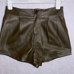 Avec Les Filles  Olive Green Faux Leather high Waist Pleated Shorts Size S Photo 0