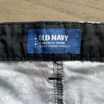 Old Navy  floral 3.5” everyday shorts sz 4 EUC Photo 1