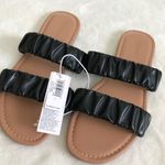 Old Navy New  ruched two traps flat sandals, women size 7 Photo 1
