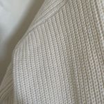 H&M Sweater Photo 6