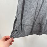 Patagonia  Womens Long Sleeve Crew Neck Shirt Gray Baselayer Casual Hiking Skiing Photo 6