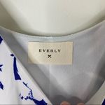 Everly 3/$30 | Blue White Tropical Floral Tank Top S Photo 3