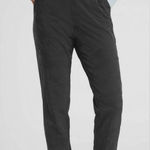 Athleta  Brooklyn Textured lined Jogger in black Camo size 10 Photo 0