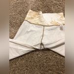 Aerie Offline by  sz M capri leggings Photo 4