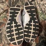 Nike  tennis shoes Photo 4