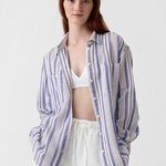 Gap  Crinkle Gauze Big Shirt Blue and White Striped XS Photo 0