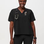 FIGS  Technical 6XL Catarina One Pocket Scrub Top Medical Women’s V-Neck Nurse Photo 0