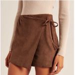 Abercrombie & Fitch Brown Faux Suede Wrap Tie Envelope Skort Size XL Photo 1