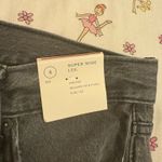 Universal Threads  grey wide leg jeans Photo 5