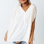 Oli&hali cream blouse Photo 1