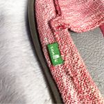 Sanuk Casual Red Slip-On Flat Shoes Size 7.5 Yoga Beach Comfy Photo 5