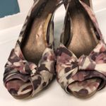 Moda  taupe and mauve peep toe heels‎ wine’s size 7.5 Photo 2