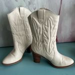 MIA Raylyn Western Boots Ivory Western Heeled Boot Size 7 Rodeo Pointed Toe Photo 3