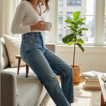 Abercrombie & Fitch High Rise Barrel Jean with vertical seams in a light wash Photo 0