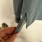 Orvis  V-Neck Long Sleeve Sweatshirt in Green Size Medium Photo 2