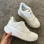 Universal Threads Universal Thread Woven Platform Sneakers Photo 0