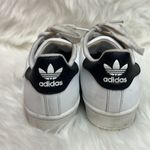 Adidas  superstar tennis shoes Size 7.5 B-23‎ Photo 6