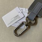 Lululemon Never Lost Keychain - Rhino Grey Photo 4