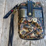 Sakroots  zip around wristlet Photo 4